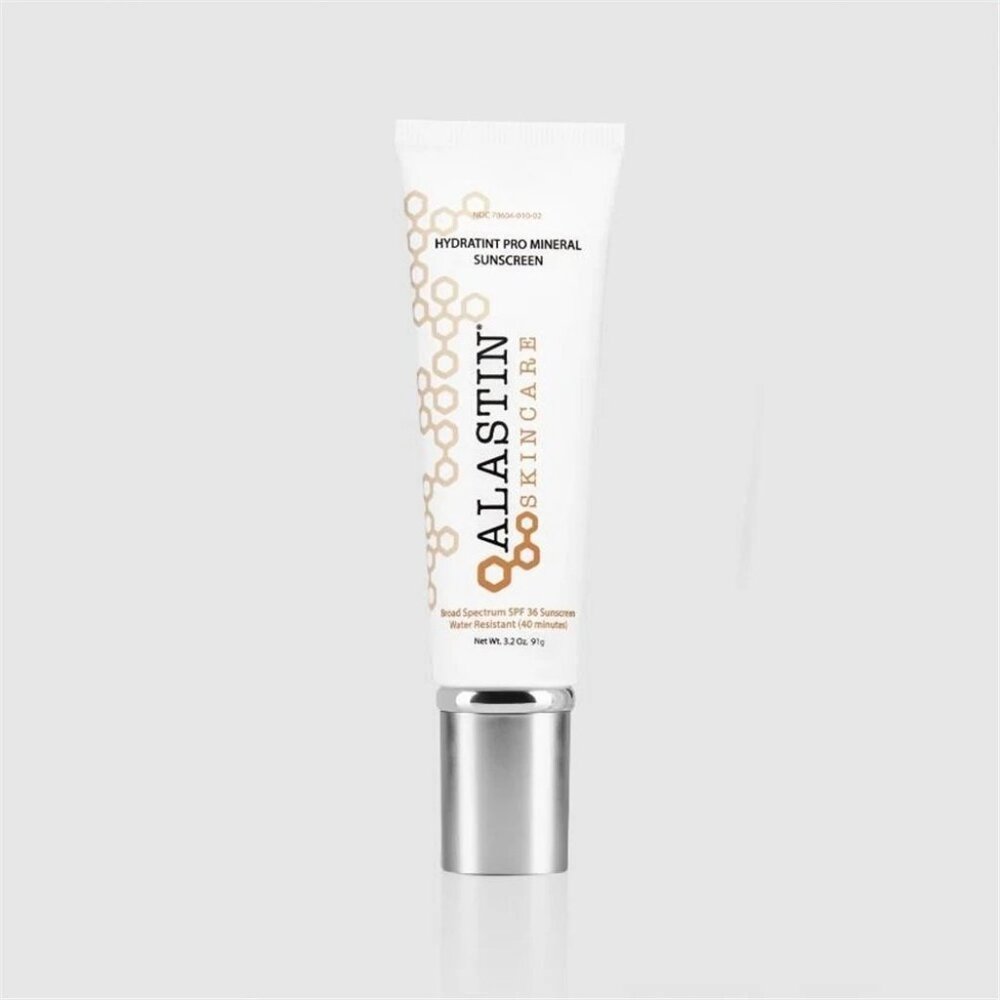 Alastin Hydratint Pro Mineral Broad Spectrum Sunscreen SPF 36 LIKE NEW - Picture 3 of 3